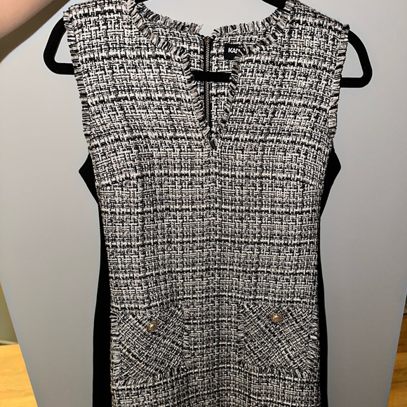 Karl Lagerfeld Paris, white gold, and black tweed dress. beautiful pearl bottons - Picture 5 of 7